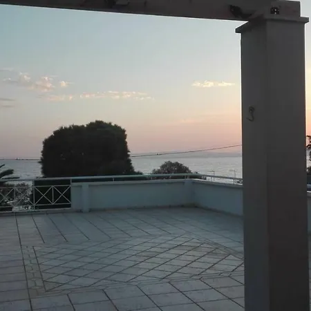 On The Beach - Appartement Kalamáta